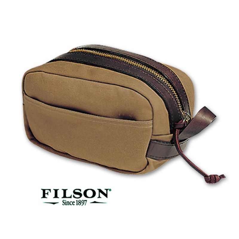フィルソン トラベルキット（タン）/Filson Travel Kit(Tan)